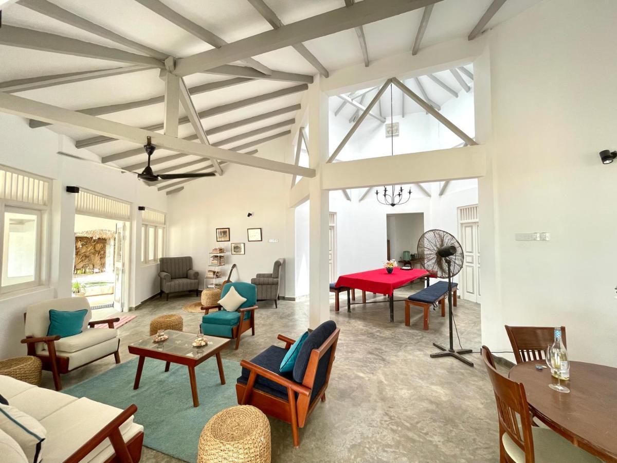 Moon Isle Beach Bungalow Nilaveli Exterior foto